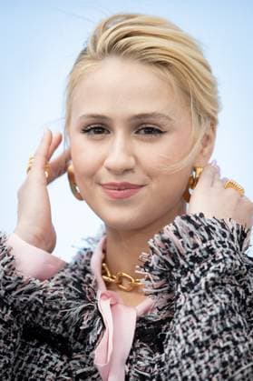 Cannes - The Apprentice Photocall Maria Bakalova attends The Apprentice Photocall at the 77th annual Cannes Film Festival at Palais des Festivals on May 21, 2024 in Cannes, France. Photo by Shootpix ABACAPRESS.COM Cannes France  Copyright: xShootpix ABACAx