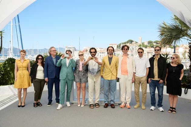 Photocall of the film The Apprentice during the 77th Cannes International Film Festival Julianne Forde, Amy Baer, Martin Donovan, Gabriel Sherman, Maria Bakalova, Ali Abbasi, Sebastian Stan, Louis Tisnà , Jacob Jarek, Daniel Bekerman and Ruth Treacy Photocall of the film The Apprentice during the 77th Cannes International Film Festival on May 21, 2024 Cannes France Jacovides Moreau Bestimage Photocall of the film The Apprentice during the 77th Cannes International Film Festival on May 21, 2024 Cannes France Copyright: xJACOVIDES-MOREAUx xBESTIMAGExJACOVIDES-MOREAUx xBESTIMAGEx
