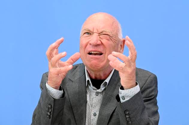 Bilder des Jahres 2024, News 05 Mai News Themen der Woche KW21 News Bilder des Tages Michael Wildt bei der Bundespressekonferenz zu Protesten an Hochschulen gegen den Krieg in Gaza im Haus der Bundespressekonferenz. Berlin, 21.05.2024 *** Michael Wildt at the Federal Press Conference on protests at universities against the war in Gaza in the House of the Federal Press Conference Berlin, 21 05 2024 Foto:xF.xKernx xFuturexImagex hochschulproteste_4527