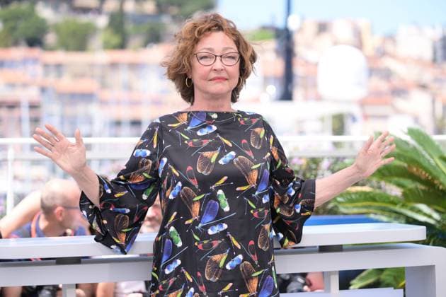 CANNES, FRANCE MAY 21 G D Catherine FROT during the photocall of the film Misericorde from the Cannes Premiere selection at the 77th Cannes Film Festival at the Palais des Festivals on May 21, 2024 in Cannes, France CELEBRITES 77eme Festival de Cannes Photocall 21 05 2024 ValentinaClaret Panoramic 