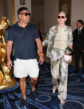 Cannes - Ronaldo And Celina Locks Exit The Martinez Ronaldo Nazario and Celina Locks are going to lunch at Martinez Hotel beach restaurant during 77th Cannes Film Festival, in Cannes, France, on May 21, 2024. Photo by Marco Piovanotto ABACAPRESS.COM Cannes France  Copyright: xPiovanottoxMarco ABACAx