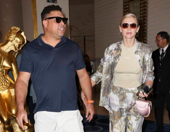 Cannes - Ronaldo And Celina Locks Exit The Martinez Ronaldo Nazario and Celina Locks are going to lunch at Martinez Hotel beach restaurant during 77th Cannes Film Festival, in Cannes, France, on May 21, 2024. Photo by Marco Piovanotto ABACAPRESS.COM Cannes France  Copyright: xPiovanottoxMarco ABACAx
