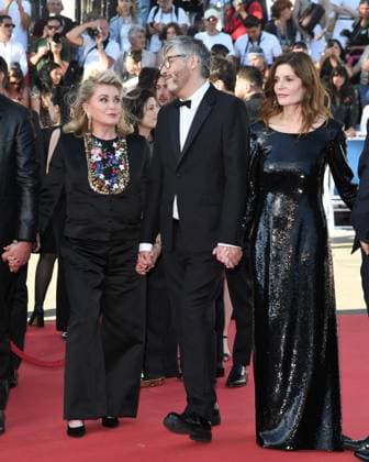 Cannes, 77th Cannes Film Festival 2024, Red carpet film Marcello mio In the photo: Catherine Deneuve, Christophe HonorÃ , Chiara Mastroianni  Copyright: xAlbertoxTerenghix xipa-agency.nex xPoolxPhotoxEventsx03x IPA_Agency_IPA46366955