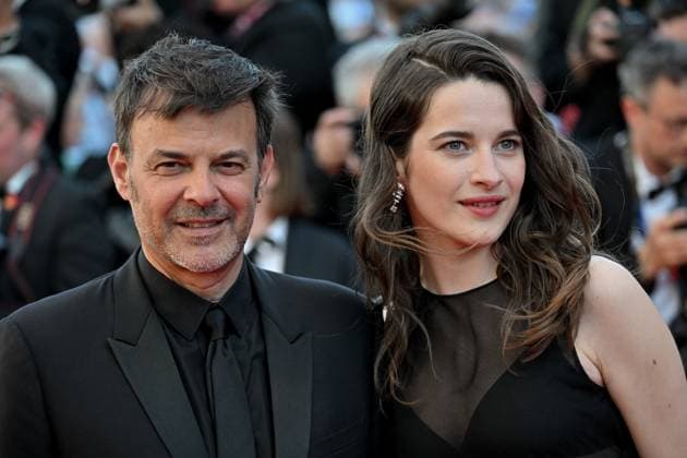 Cannes 2024 Premiere Marcello Mio Francois Ozon, Rebecca Marder at the premiere of the movie Marcello Mio during the 77th Cannes Film Festival in Cannes, France on May 21, 2024. Photo by Julien Reynaud APS-Medias ABACAPRESS.COM Cannes France  Copyright: xReynaudxJulien APS-Medias ABACAx