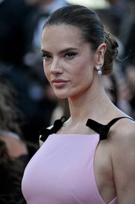 Cannes 2024 Premiere Marcello Mio Alessandra Ambrosio at the premiere of the movie Marcello Mio during the 77th Cannes Film Festival in Cannes, France on May 21, 2024. Photo by Julien Reynaud APS-Medias ABACAPRESS.COM Cannes France  Copyright: xReynaudxJulien APS-Medias ABACAx