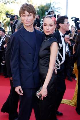 Jordan Barrett and Allegra Ream at the premiere of the feature film Marcello Mio at the Festival de Cannes 2024 77 Cannes International Film Festival at the Palais des Festivals Cannes, 21 05 2024 Foto:xD.xBedrosianx xFuturexImagex marcello_4582