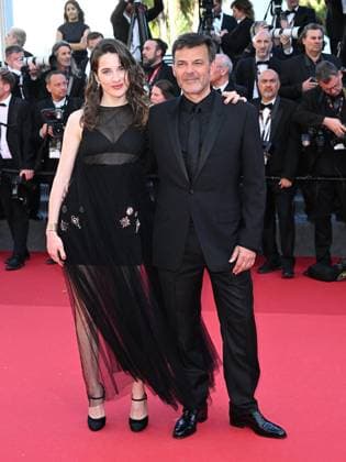 **Cannes, 77th Cannes Film Festival 2024, Eighth evening - red carpet of the film Marcello Mio Cannes, 77th Cannes Film Festival 2024, Eighth evening - red carpet of the film Marcello mio In the photo: Francois Ozon, Rebecca Marder Cannes France  Copyright: xIPA ABACAx