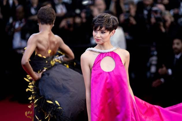 Cannes, France 21th May, 2024 Eve Gilles attends Marcello Mio Screening red carpet at the 77th annual Cannes Film Festival at Palais des Festivals on May 21, 2024 in Cannes, France CINEMA 77eme Festival de Cannes Red Carpet du film Marcello Mio 21 05 2024 NorbertScanella Panoramic 