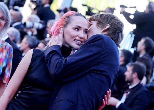 J MontÃ e des marches du film Â Marcello Mio Â lors du 77eme Festival International du Film de Cannes Allegra Ream, Jordan Barrett MontÃ e des marches du film Â Marcello Mio Â lors du 77eme Festival International du Film de Cannes, au Palais des Festivals Ã Cannes On may 21th 2024 Jacovides Moreau Bestimage Red carpet of the movie Â Marcello Mio Â during the 77th Cannes International Film Festival at the Palais des Festivals in Cannes, France On may 21th 2024 Cannes France  Copyright: xJACOVIDES-MOREAUx xBESTIMAGExJACOVIDES-MOREAUx xBESTIMAGEx