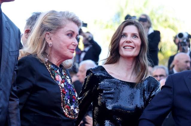 J MontÃ e des marches du film Â Marcello Mio Â lors du 77eme Festival International du Film de Cannes Catherine Deneuve et sa fille Chiara Mastroianni MontÃ e des marches du film Â Marcello Mio Â lors du 77eme Festival International du Film de Cannes, au Palais des Festivals Ã Cannes Le 21 mai 2024 Jacovides Moreau Bestimage Red carpet of the movie Â Marcello Mio Â during the 77th Cannes International Film Festival at the Palais des Festivals in Cannes, France On may 21th 2024 Cannes France  Copyright: xJACOVIDES-MOREAUx xBESTIMAGExJACOVIDES-MOREAUx xBESTIMAGEx