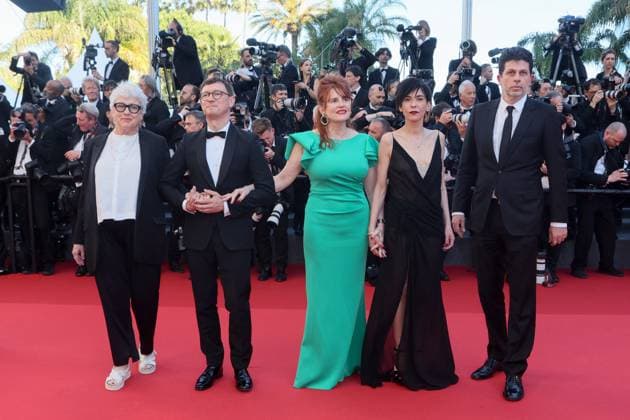 CC MontÃ e des marches du film Â Marcello Mio Â lors du 77eme Festival International du Film de Cannes Claudine Nougaret, Paolo Moretti, Marie Castille Mention Schaar, Lubna Azabal, Vladimir Perisic Jury Court MÃ trage MontÃ e des marches du film Â Marcello Mio Â lors du 77eme Festival International du Film de Cannes, au Palais des Festivals Ã Cannes On may 21th 2024 Christophe Clovis Bestimage Red carpet of the movie Â Marcello Mio Â during the 77th Cannes International Film Festival at the Palais des Festivals in Cannes, France On may 21th 2024 Cannes France  Copyright: xChristophexClovisx xBestimagexChristophexClovisx xBestimagex