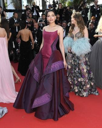 Cannes, France: Cannes, 77th Cannes Film Festival 2024, Red carpet film Marcello mio In the photo: Paweensuda Drouin Cannes France  - ZUMAp169 20240521_zea_p169_1777 Copyright: xAlbertoxTerenghix