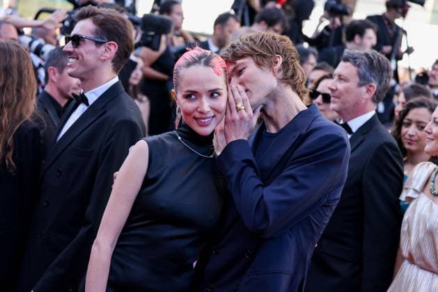 Cannes - Marcello Mio Red Carpet Jordan Barrett and Allegra Ream attend the Marcello Mio Red Carpet at the 77th annual Cannes Film Festival at Palais des Festivals on May 21, 2024 in Cannes, France. Photo by ShootPix ABACAPRESS.COM Cannes France  Copyright: xShootPix ABACAx