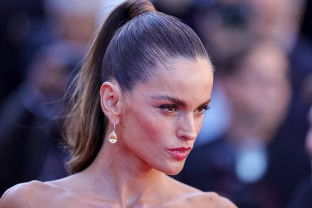 Cannes - Marcello Mio Red Carpet Izabel Goulart attends the Marcello Mio Red Carpet at the 77th annual Cannes Film Festival at Palais des Festivals on May 21, 2024 in Cannes, France. Photo by ShootPix ABACAPRESS.COM. Cannes France  Copyright: xShootPix ABACAx