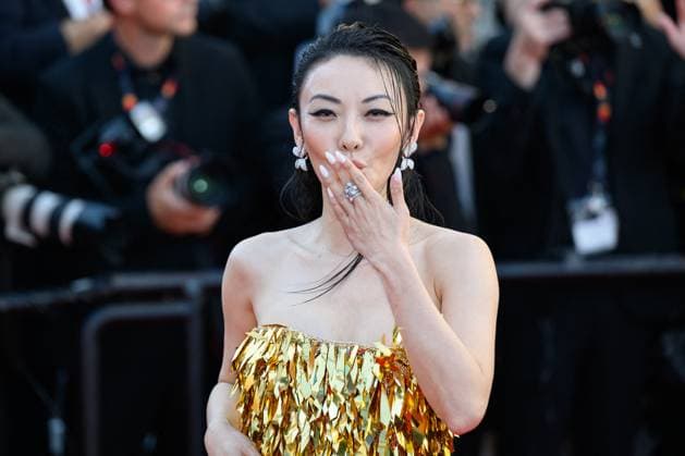 Cannes Marcello Mio Red Carpet NG Jessica Wang attending the ?Marcello Mio? Screening and Red Carpet at Palais Des Festivals in Cannes, France on May 21 2024 as part of the 77th Cannes Film Festival. Photo by Nicolas Genin ABACAPRESS.COM Cannes France  Copyright: xGeninxNicolas ABACAx