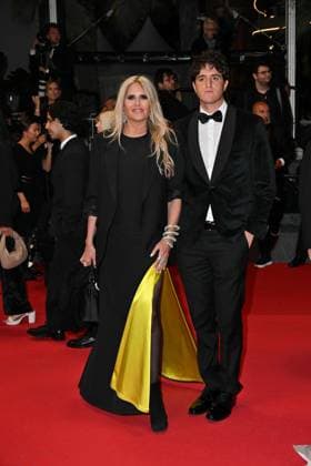 Cannes, France: Cannes, 77th Cannes Film Festival 2024, red carpet film Parthenope In the photo: Tiziana Rocca, Vittorio Base Cannes France  - ZUMAp169 20240521_zea_p169_2186 Copyright: xManuelexMangiarottix