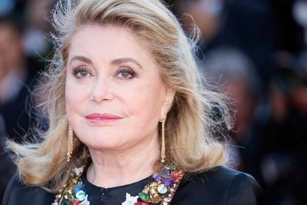 M MontÃ e des marches du film Â Marcello Mio Â lors du 77eme Festival International du Film de Cannes Catherine Deneuve MontÃ e des marches du film Â Marcello Mio Â lors du 77eme Festival International du Film de Cannes, au Palais des Festivals Ã Cannes On may 21th 2024 Jacovides Moreau Bestimage Red carpet of the movie Â Marcello Mio Â during the 77th Cannes International Film Festival at the Palais des Festivals in Cannes, France On may 21th 2024 Cannes France  Copyright: xJACOVIDES-MOREAUx xBESTIMAGExJACOVIDES-MOREAUx xBESTIMAGEx