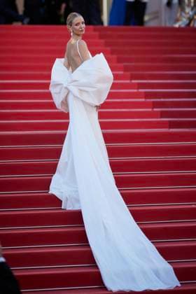 M MontÃ e des marches du film Â Marcello Mio Â lors du 77eme Festival International du Film de Cannes Leonie Hanne MontÃ e des marches du film Â Marcello Mio Â lors du 77eme Festival International du Film de Cannes, au Palais des Festivals Ã Cannes On may 21th 2024 Jacovides Moreau Bestimage Red carpet of the movie Â Marcello Mio Â during the 77th Cannes International Film Festival at the Palais des Festivals in Cannes, France On may 21th 2024 Cannes France  Copyright: xJACOVIDES-MOREAUx xBESTIMAGExJACOVIDES-MOREAUx xBESTIMAGEx