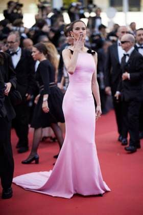 M MontÃ e des marches du film Â Marcello Mio Â lors du 77eme Festival International du Film de Cannes Alessandra Ambrosio MontÃ e des marches du film Â Marcello Mio Â lors du 77eme Festival International du Film de Cannes, au Palais des Festivals Ã Cannes Le 21 mai 2024 Jacovides Moreau Bestimage Red carpet of the movie Â Marcello Mio Â during the 77th Cannes International Film Festival at the Palais des Festivals in Cannes, France On may 21th 2024 Cannes France  Copyright: xJACOVIDES-MOREAUx xBESTIMAGExJACOVIDES-MOREAUx xBESTIMAGEx