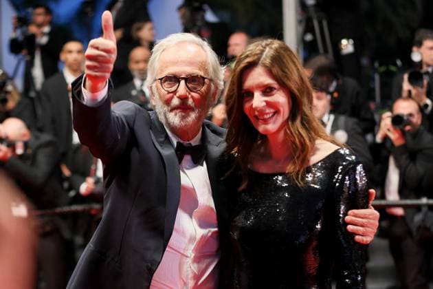 CC Descente des marches du film Â Marcello Mio Â lors du 77eme Festival International du Film de Cannes Fabrice Luchini, Chiara Mastroianni Descente des marches du film Â Marcello Mio Â lors du 77eme Festival International du Film de Cannes, au Palais des Festivals Ã Cannes Le 21 mai 2024 Christophe Clovis Bestimage People leaving the red carpet of the movie Â Marcello Mio Â during the 77th Cannes International Film Festival at the Palais des Festivals in Cannes, France On may 21th 2024 Cannes France  Copyright: xChristophexClovisx xBestimagexChristophexClovisx xBestimagex