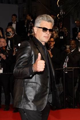 M Descente des marches du film Â Marcello Mio Â lors du 77eme Festival International du Film de Cannes Benjamin Biolay Descente des marches du film Â Marcello Mio Â lors du 77eme Festival International du Film de Cannes, au Palais des Festivals Ã Cannes Le 21 mai 2024 Jacovides Moreau Bestimage People leaving the red carpet of the movie Â Marcello Mio Â during the 77th Cannes International Film Festival at the Palais des Festivals in Cannes, France On may 21th 2024 Cannes France  Copyright: xJACOVIDES-MOREAUx xBESTIMAGExJACOVIDES-MOREAUx xBESTIMAGEx