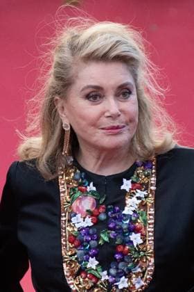 Cannes Marcello Mio Premiere Catherine Deneuve attending the Marcello Mio Premiere as part of the 77th Cannes International Film Festival in Cannes, France on May 20, 2024. Photo by Aurore Marechal ABACAPRESS.COM Cannes France  Copyright: xMarechalxAurore ABACAx