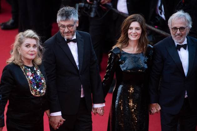 Cannes Marcello Mio Premiere Catherine Deneuve, Chiara Mastroianni attending the Marcello Mio Premiere as part of the 77th Cannes International Film Festival in Cannes, France on May 20, 2024. Photo by Aurore Marechal ABACAPRESS.COM Cannes France  Copyright: xMarechalxAurore ABACAx