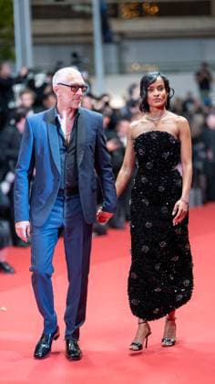 77eme Festival International du Film de Cannes Montee des marches du film Parthenope 77th International Cannes Film Festival Red carpet of Parthenope movie 305317 2024 05 21 Cannes France Cassel, Vincent Baptista, Narah  Copyright: xEstellexCarlierx xStarfacex STAR_305317_005