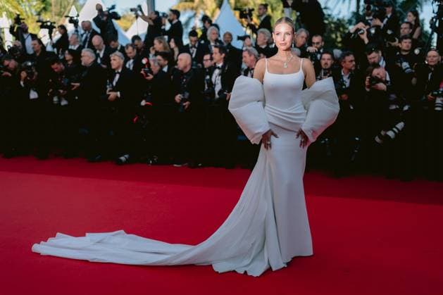 77eme Festival International du Film de Cannes Montee des marches du film Marcelo Mio 77th International Cannes Film Festival Red carpet of Marcello Mio movie 305316 2024 05 21 Alpes Maritimes Cannes France Hanne, Leonie  Copyright: xTerencexBaelenx STAR_305316_126