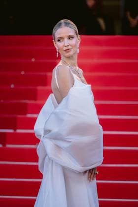 77eme Festival International du Film de Cannes Montee des marches du film Marcelo Mio 77th International Cannes Film Festival Red carpet of Marcello Mio movie 305316 2024 05 21 Alpes Maritimes Cannes France Hanne, Leonie  Copyright: xTerencexBaelenx STAR_305316_133