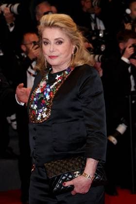 M Descente des marches du film Â Marcello Mio Â lors du 77eme Festival International du Film de Cannes Catherine Deneuve Descente des marches du film Â Marcello Mio Â lors du 77eme Festival International du Film de Cannes, au Palais des Festivals Ã Cannes On may 21th 2024 Jacovides Moreau Bestimage People leaving the red carpet of the movie Â Marcello Mio Â during the 77th Cannes International Film Festival at the Palais des Festivals in Cannes, France On may 21th 2024 Cannes France  Copyright: xJACOVIDES-MOREAUx xBESTIMAGExJACOVIDES-MOREAUx xBESTIMAGEx