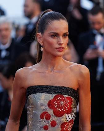 Festival de Cannes Premiere Marcello Mio Izabel Goulart at the premiere of Marcello Mio during the 77th Cannes International Film Festival at the Palais de Festival in Cannes on 21 05 2024 Copyright: xEventpressxKochanx