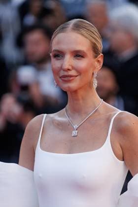 Festival de Cannes Premiere Marcello Mio Leonie Hanne at the premiere of Marcello Mio during the 77th Cannes International Film Festival at the Palais de Festival in Cannes on 21 05 2024 Copyright: xEventpressxKochanx