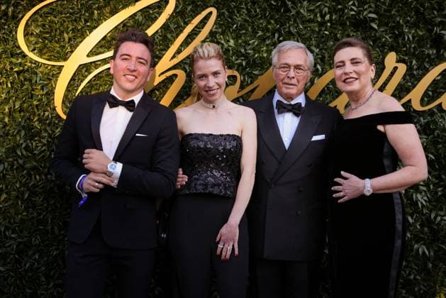 B Photocall of the Chopard Once Upon A Time evening at the Eden Roc during the 77th annual Cannes Film Festival Guest, Caroline Marie Scheufele, Karl Friedrich Scheufele, Christine Sheufele Photocall of the Chopard Once Upon A Time evening at the Eden Roc during the 77th annual Cannes Film Festival On May 21, 2024 Olivier Borde Bestimage Photocall of the Chopard Once Upon A Time evening at the 77th annual Cannes Film Festival at Hotel du Cap Eden Roc in Cap d Antibes On May 21, 2024 Cap d Antibes France  Copyright: xOLIVIERxBORDEx xBESTIMAGExOLIVIERxBORDEx xBESTIMAGEx