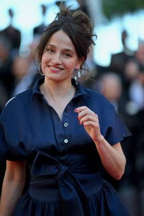 Cannes - Marcello Mio Screening Marie Gillain attend the Marcello Mio Red Carpet at the 77th annual Cannes Film Festival at Palais des Festivals on May 21, 2024 in Cannes, France. Photo by Franck Castel ABACAPRESS.COM Cannes France  Copyright: xCastelxFranck ABACAx