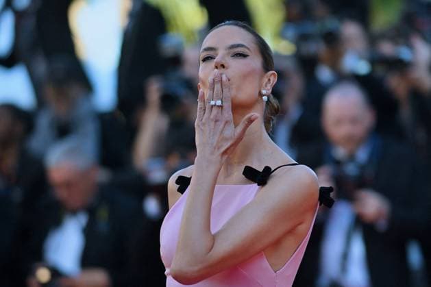 Cannes - Marcello Mio Screening Alessandra Ambrosio attend the Marcello Mio Red Carpet at the 77th annual Cannes Film Festival at Palais des Festivals on May 21, 2024 in Cannes, France. Photo by Franck Castel ABACAPRESS.COM Cannes France  Copyright: xCastelxFranck ABACAx