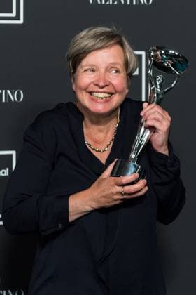International Booker Prize 2024 Award Ceremony In London LONDON, UNITED KINGDOM - MAY 21, 2024: Winner of the International Booker Prize 2024 author Jenny Erpenbeck poses with the trophy during the award ceremony at Tate Modern in London, United Kingdom on May 21, 2024. The International Booker Prize is awarded annually for the finest single work of fiction from around the world which has been translated into English and published in the UK and Ireland. London Greater London United Kingdom  Copyright: xWIktorxSzymanowiczx originalFilename: szymanowicz-internat240521_npB7q.jpg
