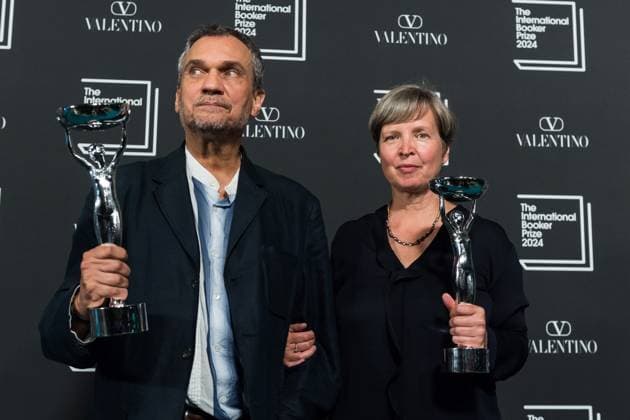 International Booker Prize 2024 Award Ceremony In London LONDON, UNITED KINGDOM - MAY 21, 2024: Winners of the International Booker Prize 2024 author Jenny Erpenbeck (R) and translator Michael Hofmann pose with the trophies during the award ceremony at Tate Modern in London, United Kingdom on May 21, 2024. The International Booker Prize is awarded annually for the finest single work of fiction from around the world which has been translated into English and published in the UK and Ireland. London Greater London United Kingdom  Copyright: xWIktorxSzymanowiczx originalFilename: szymanowicz-internat240521_np1Ch.jpg