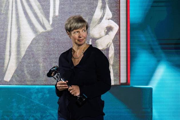 International Booker Prize 2024 Award Ceremony In London LONDON, UNITED KINGDOM - MAY 21, 2024: The winner of the International Booker Prize 2024 author Jenny Erpenbeck holds the trophy during the award ceremony at Tate Modern in London, United Kingdom on May 21, 2024. The International Booker Prize is awarded annually for the finest single work of fiction from around the world which has been translated into English and published in the UK and Ireland. London Greater London United Kingdom  Copyright: xWIktorxSzymanowiczx originalFilename: szymanowicz-internat240521_npv3v.jpg