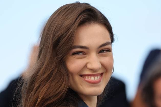 Cannes - Maria Photocall Anamaria Vartolomei attends the Maria (Being Maria) Photocall at the 77th annual Cannes Film Festival at Palais des Festivals on May 22, 2024 in Cannes, France. Photo by Shootpix ABACAPRESS.COM Cannes France  Copyright: xShootpix ABACAx