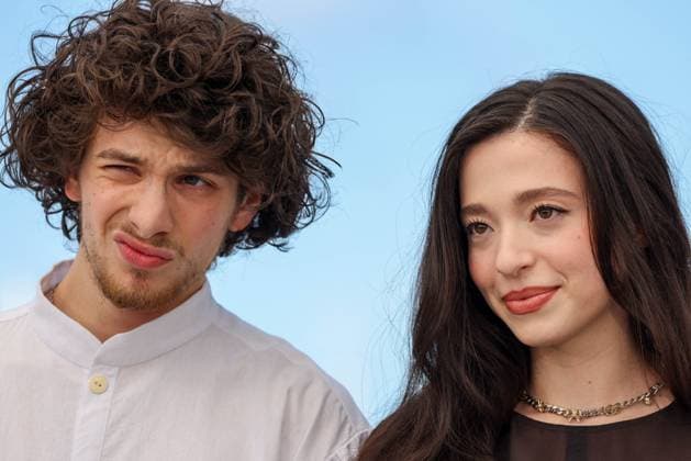 Entertainment Bilder des Tages Cannes - Anora Photocall Mark Eydelshteyn, Mikey Madison attend the Anora Photocall at the 77th annual Cannes Film Festival at Palais des Festivals on May 22, 2024 in Cannes, France. Photo by Shootpix ABACAPRESS.COM Cannes France  Copyright: xShootpix ABACAx