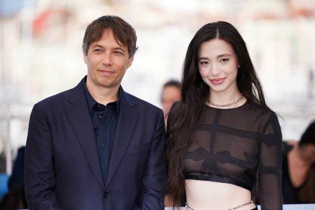 Photocall of the film Anora during the 77th Cannes International Film Festival Sean Baker, Mikey Madison Photocall of the film Anora during the 77th Cannes International Film Festival on May 22, 2024 Jacovides Moreau bestimage Photocall of the film Anora during the 77th Cannes International Film Festival on May 22, 2024 Cannes France  Copyright: xJACOVIDES-MOREAUx xBESTIMAGExJACOVIDES-MOREAUx xBESTIMAGEx