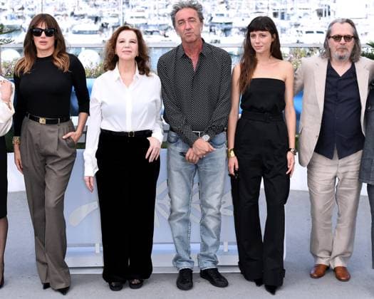Cannes, 77th Cannes Film Festival 2024 Photocall film Parthenope In the photo: Stefania Sandrelli, Paolo Sorrentino, Celeste Dalla Porta, Gary Oldman, Luisa Ranieri  Copyright: xAlbertoxTerenghix xipa-agency.nex xPoolxPhotoxEventsx03x IPA_Agency_IPA46397204