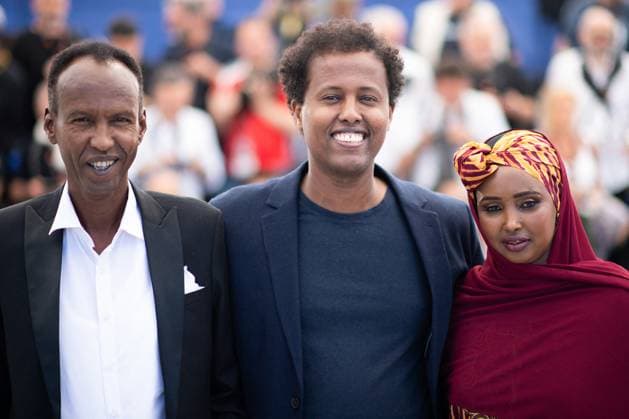 Entertainment Bilder des Tages Cannes The Village Next to Paradise Photocall Ahmed Ali Farah, Mo Harawe and Anab Ahmed Ibrahim attending the The Village Next to Paradise Photocall as part of the 77th Cannes International Film Festival in Cannes, France on May 22, 2024. Photo by Aurore Marechal ABACAPRESS.COM Cannes France  Copyright: xMarechalxAurore ABACAx