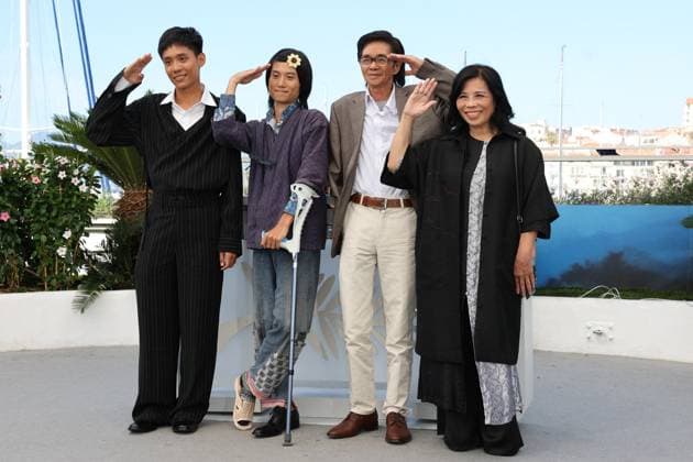 Entertainment Bilder des Tages Cannes - Viet And Nam Photocall Dao Duy Bao Dinh, Pháº¡m Thanh Hai, Le Viet Tung and Nguyen Thi Nga attend the Viet And Nam Photocall at the 77th annual Cannes Film Festival at Palais des Festivals on May 22, 2024 in Cannes, France. Photo by Shootpix ABACAPRESS.COM Cannes France  Copyright: xShootpix ABACAx