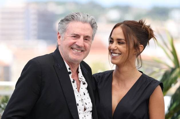 CANNES, FRANCE MAY 22 G D Daniel AUTEUIL, director, actor, Alice BELAADI, actress, during the photocall of the film Le Fil in Seance Speciale at the 77th Cannes Film Festival at the Palais des Festivals on May 22, 2024 in Cannes, France CINEMA 77eme Festival de Cannes Photocall 22 05 2024 ValentinaClaret Panoramic 