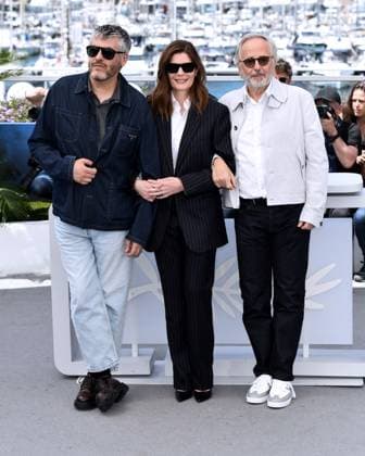 Cannes, 77th Cannes Film Festival 2024 Photocall film Marcello Mio In the photo: Christophe HonorÃ , Chiara Mastroianni, Fabrice Luchini  Copyright: xAlbertoxTerenghix xipa-agency.nex xPoolxPhotoxEventsx03x IPA_Agency_IPA46398159