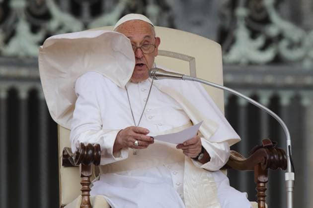 News Themen der Woche KW21 News Bilder des Tages May 22, 2024 - POPE FRANCIS during his weekly General Audience in St. Peter s Square at the Vatican. - Vatican City State EvandroInetti_via ZUMA Wire Vatican City State - ZUMAi15_ 20240522_zaf_i15_003 Copyright: xEvandroxInettix