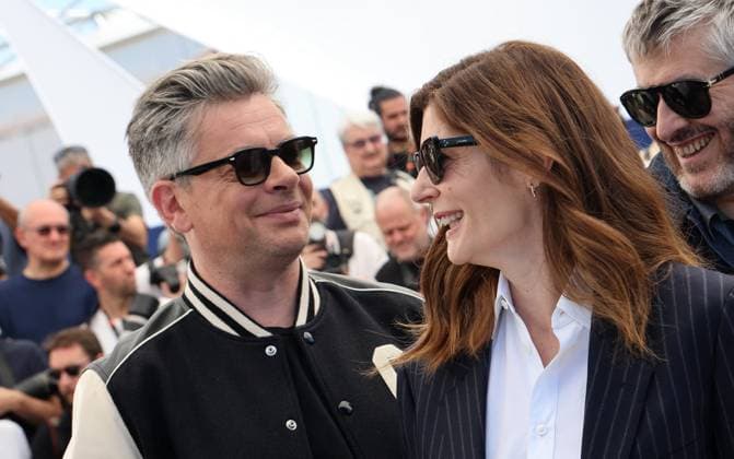 Photocall of the movie Marcello Mio CompÃ tition during the 77th Cannes International Film Festival Benjamin Biolay et Chiara Mastroianni Photocall of the movie Marcello Mio CompÃ tition during the 77th Cannes International Film Festival May 14 25, 2024 , May 22, 2024 Jacovides Moreau Bestimage Photocall of the movie Marcello Mio Competition during the 77th Cannes International Film Festival May 14 25, 2024 , May 22, 2024 Cannes France  Copyright: xJACOVIDES-MOREAUx xBESTIMAGExJACOVIDES-MOREAUx xBESTIMAGEx