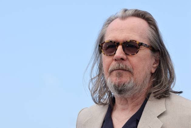 Cannes - Parthenope Photocall Gary Oldman attend the Parthenope Photocall at the 77th annual Cannes Film Festival at Palais des Festivals on May 22, 2024 in Cannes, France Photo by Shootpix ABACAPRESS.COM Cannes France  Copyright: xShootpix ABACAx